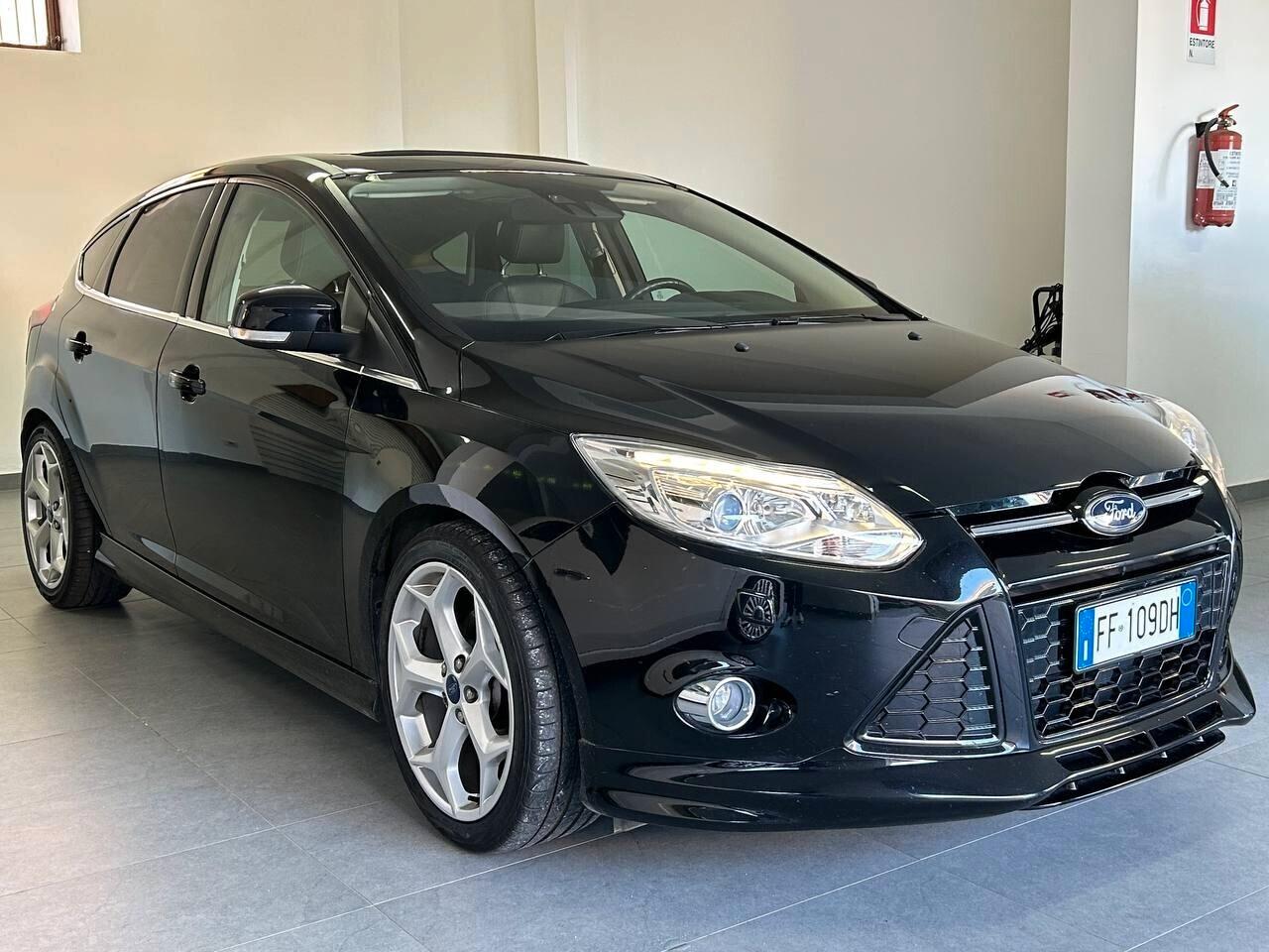 Ford Focus ST PACK - TETTO APRIBILE