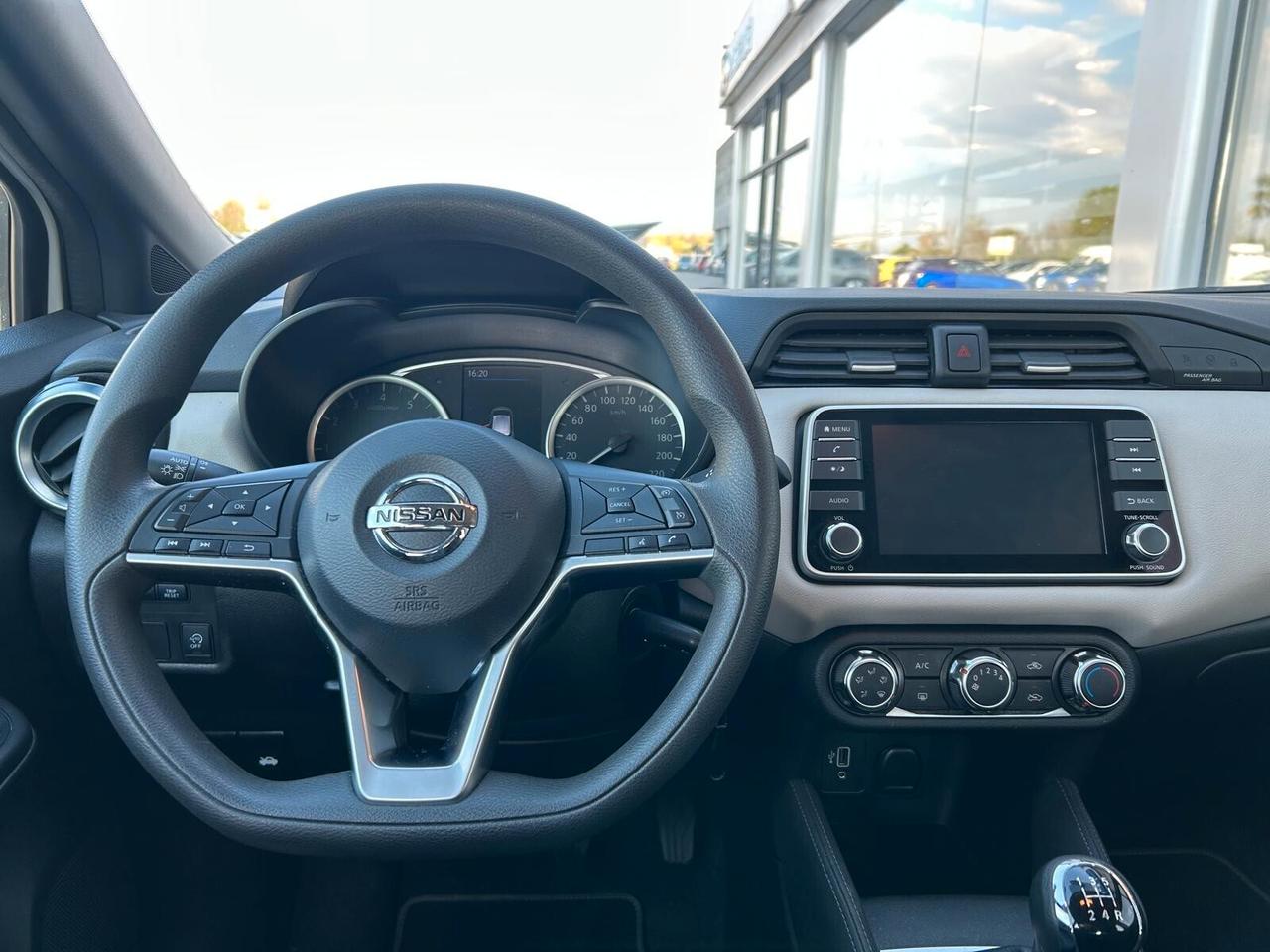 Nissan Micra ACENTA 1.0 IG-T 92 5 porte 13000 KM