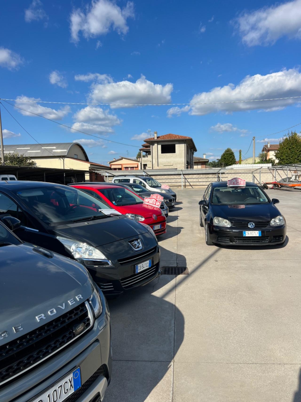 Volkswagen Golf 2.0 16V TDI 5p. Sportline