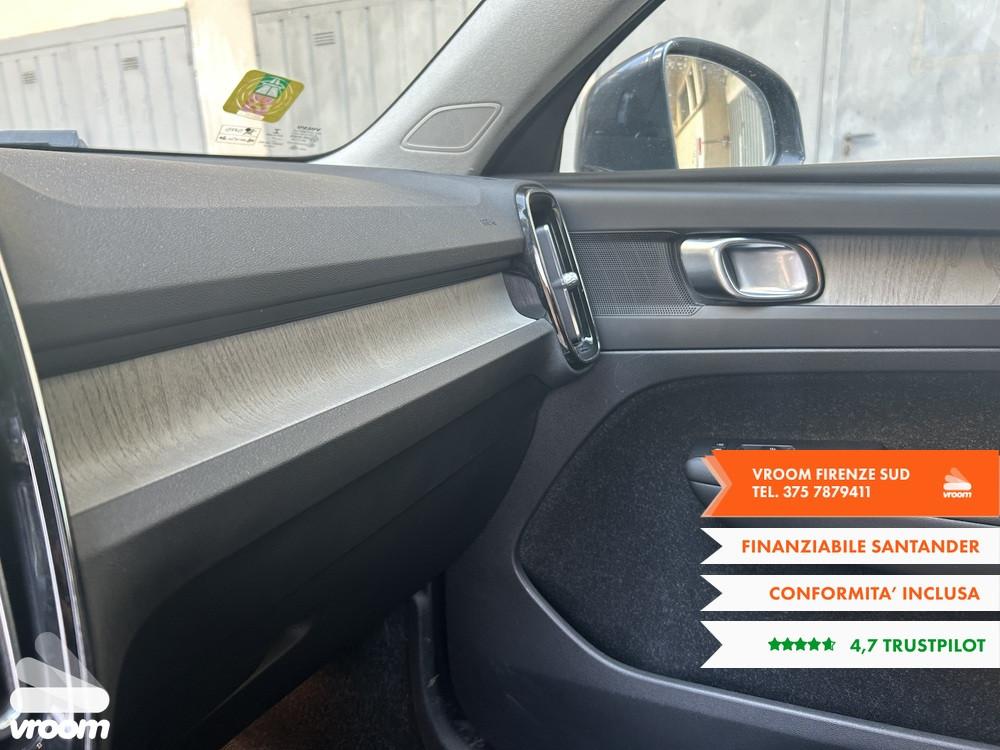 VOLVO XC40 (2017-->) XC40 D3 AWD Geartronic Ins...