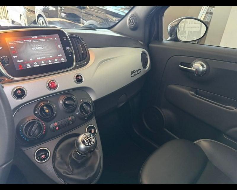 FIAT 500 (2015--->) 1.0 Hybrid Connect