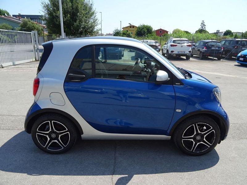 smart fortwo fortwo 70 1.0 Passion