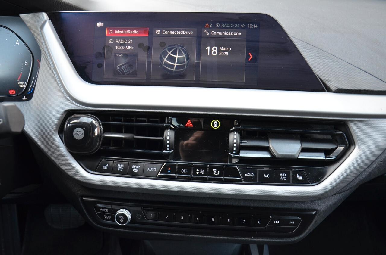 Bmw 116d 5p. SportLine