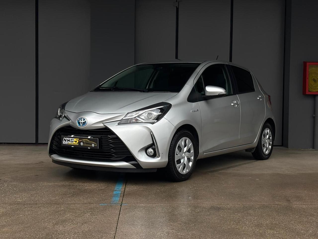 Toyota Yaris 1.5 Hybrid 5 porte Business