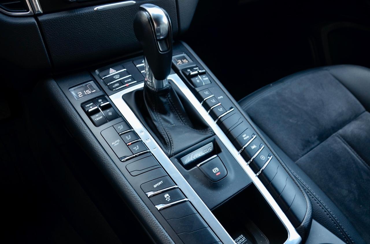 PORSCHE MACAN 2.0 252cv PDK, NO SUPERBOLLO, UFF ITALIANA, EURO 6B, XENO, RETROCAMERA, 21", PERMUTE