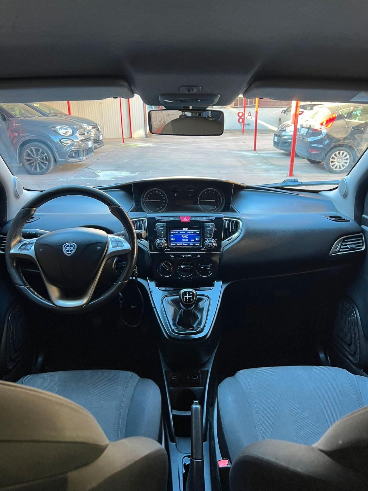 Lancia Ypsilon 1.2 69 CV 5 porte GPL Ecochic Platinum