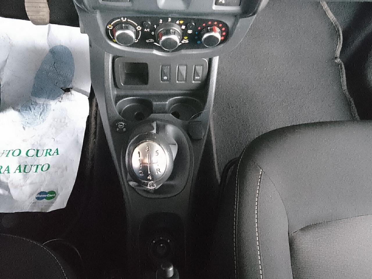 Dacia Duster 1.6 BENZINA GPL