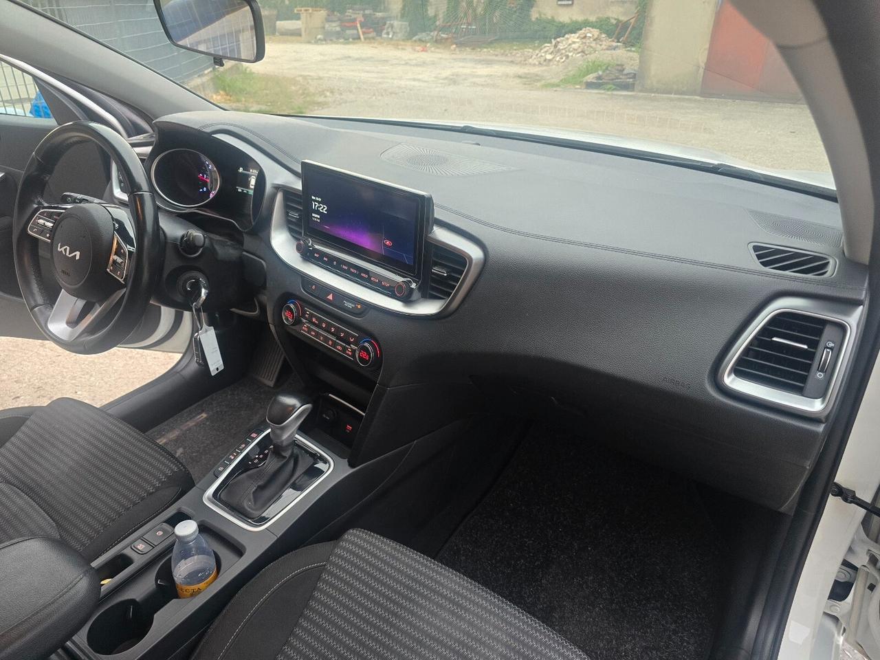 Kia Ceed Sportswagon 1.6 CRDi 136 CV MHEV DCT SW Business