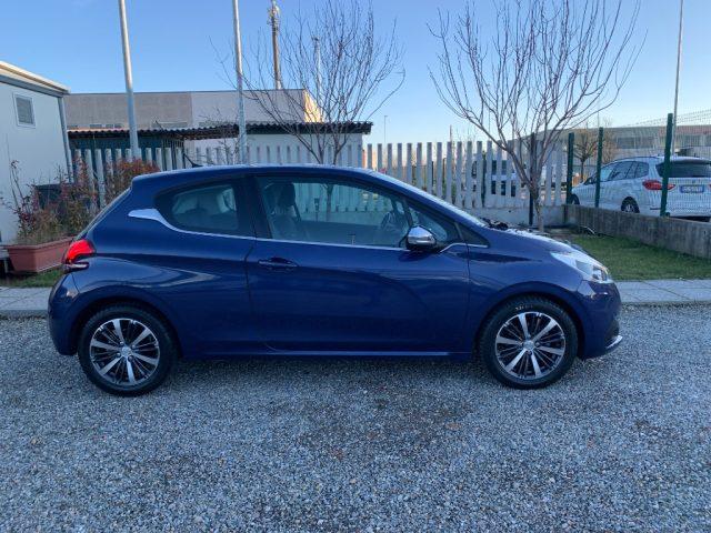 PEUGEOT 208 1° serie BlueHDi 100 3 porte Allure