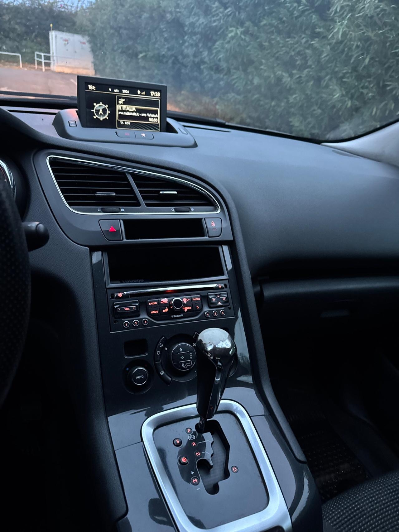 Peugeot 5008 2.0 HDi 163CV aut. Active