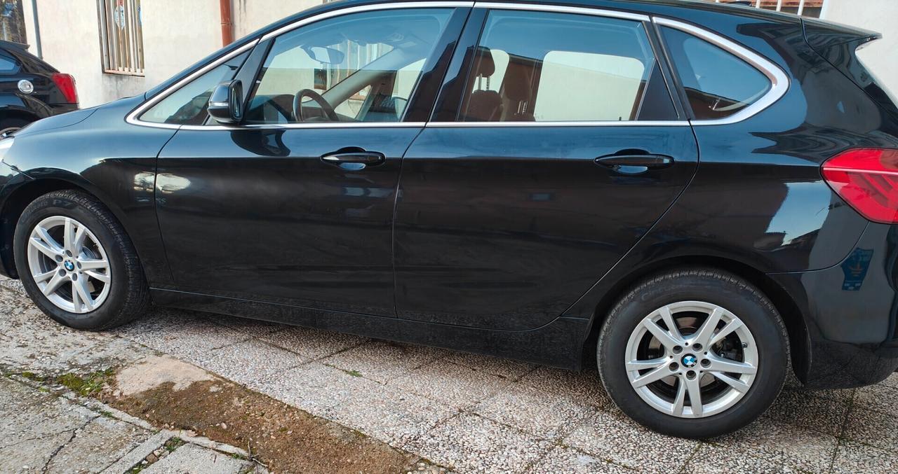 Bmw 2er Active Tourer 214d Sport