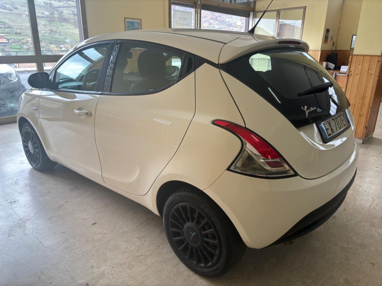 Lancia Ypsilon 1.3 MJT 16V 95 CV 5 porte S&S Elefantino