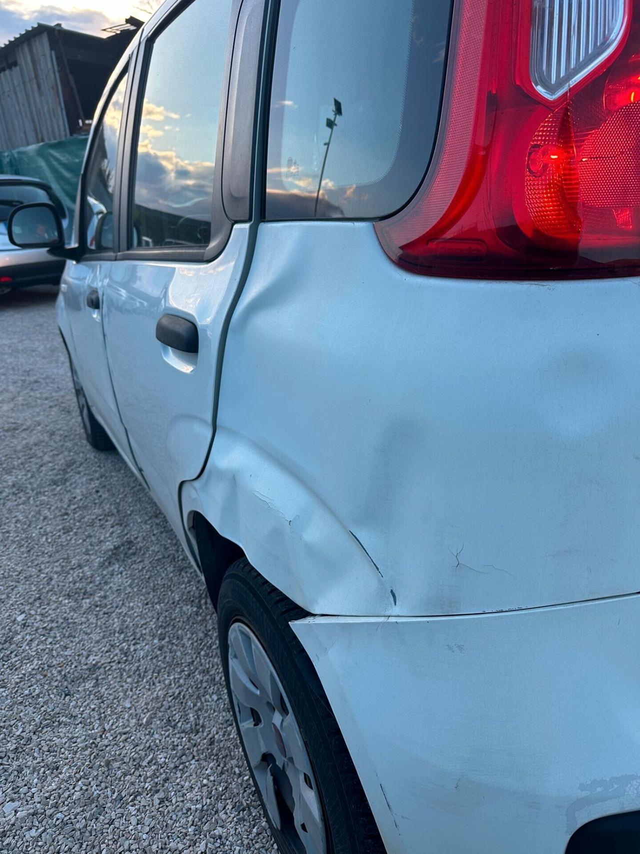 Fiat Panda 1.2 Easyy 2017 LEGGI