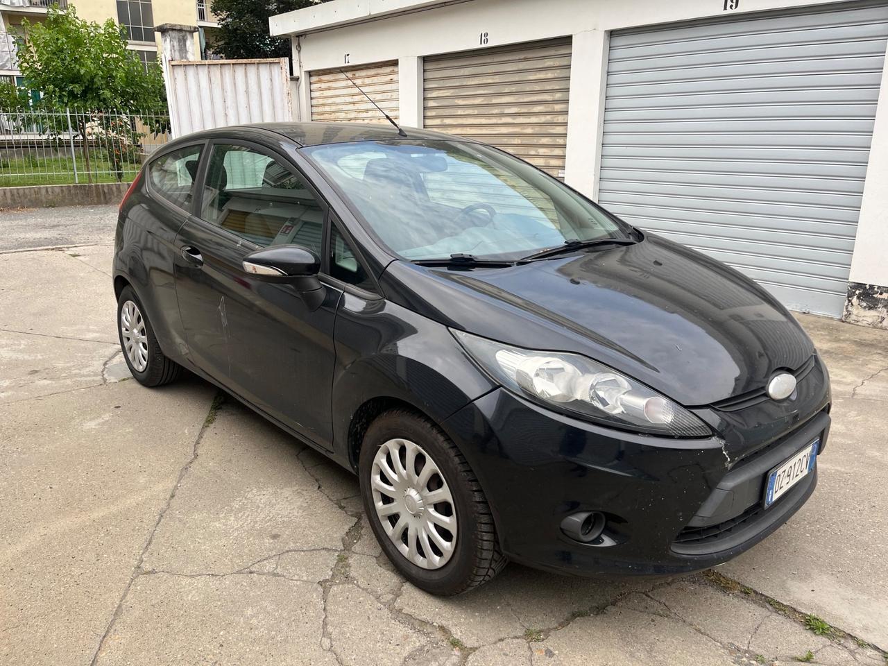 Ford Fiesta 1.4 3 porte Bz.- GPL Titanium MOTORE SOSTITUITO