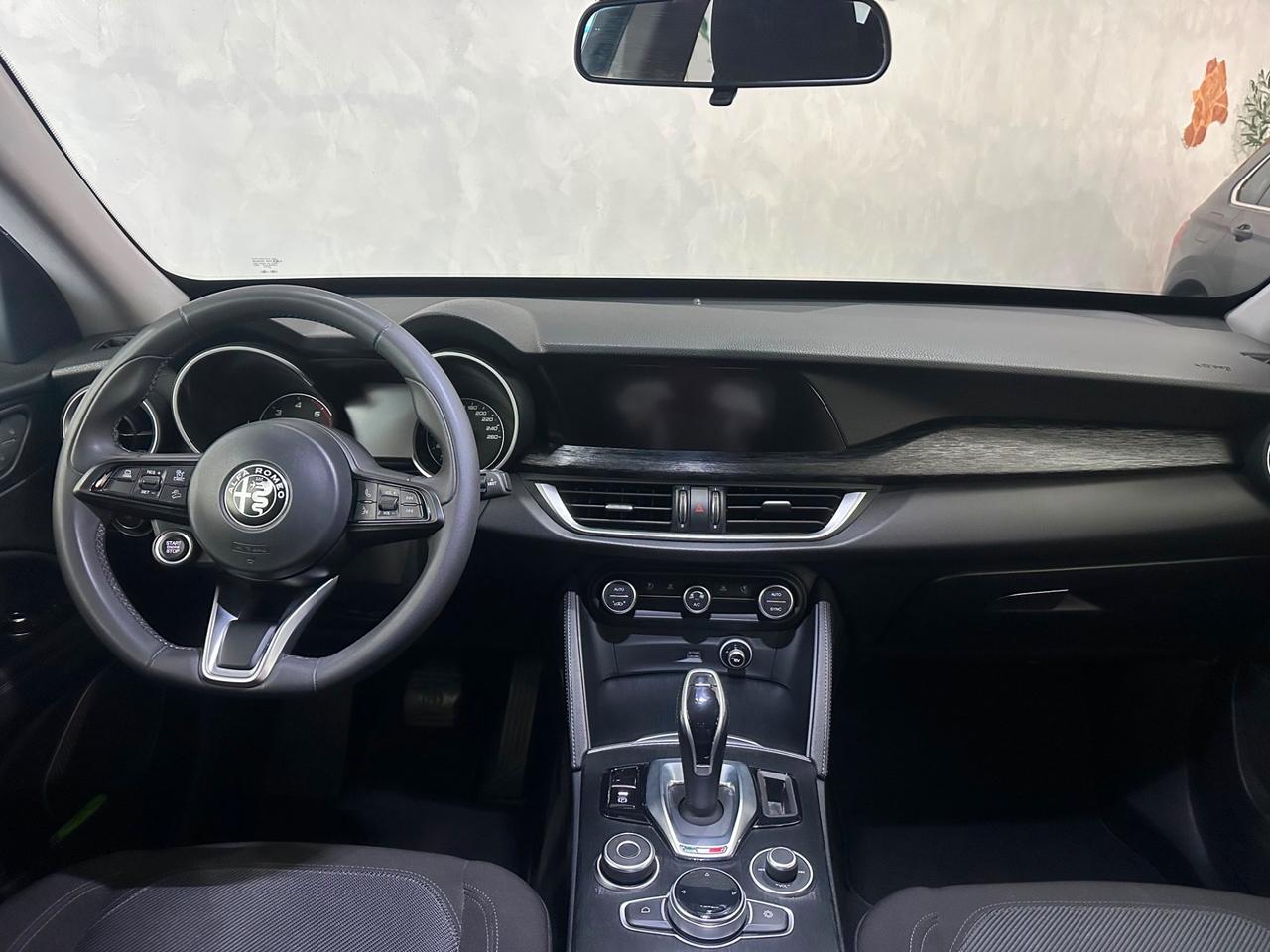 Alfa Romeo Stelvio 2.2 Turbodiesel 190 CV AT8 RWD Executive