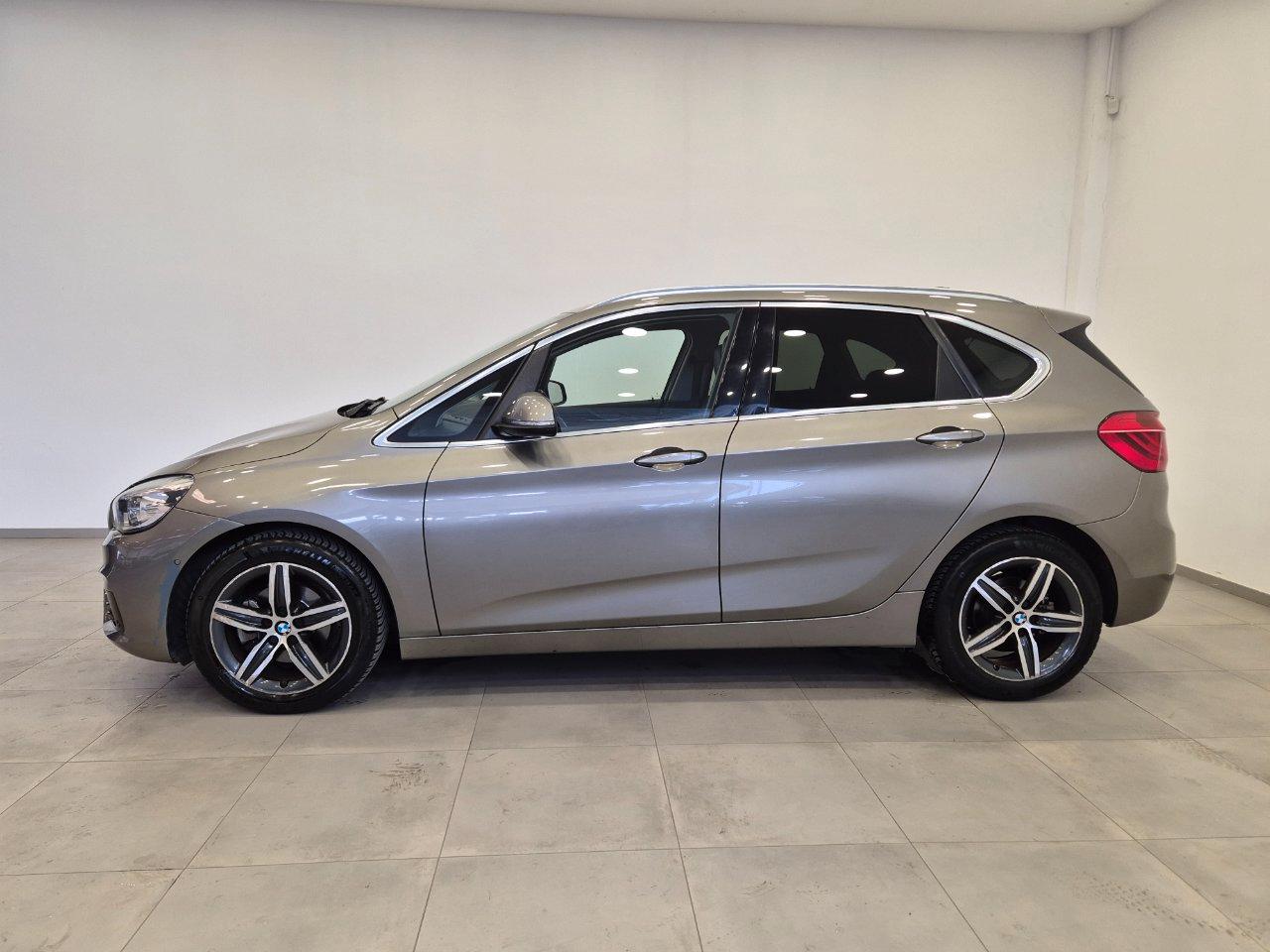 BMW 218 d Active Tourer Luxury auto - Sens. Park. - Cruise/Lim