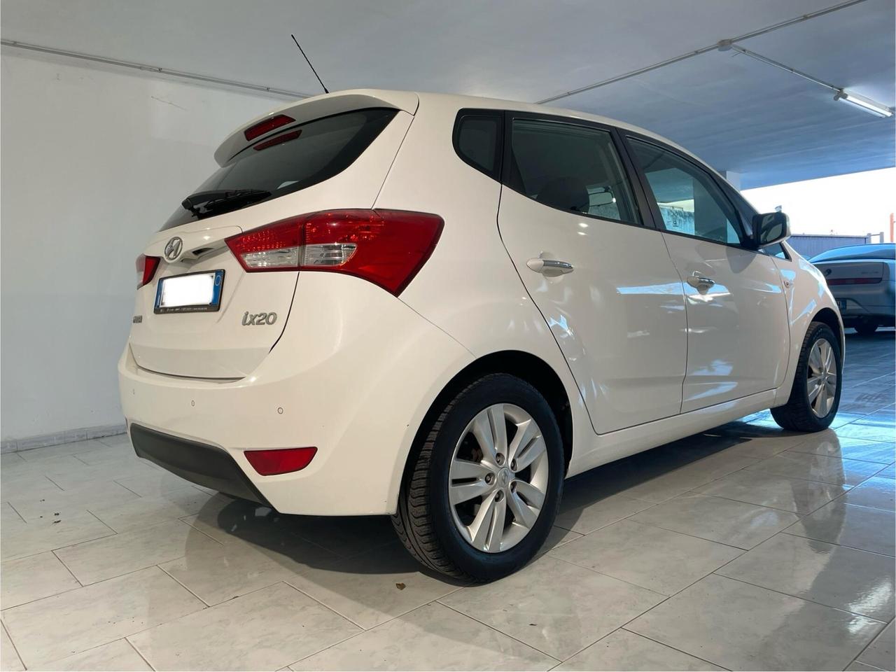 Hyundai iX20 1.4 90 CV NEOPATENTATI