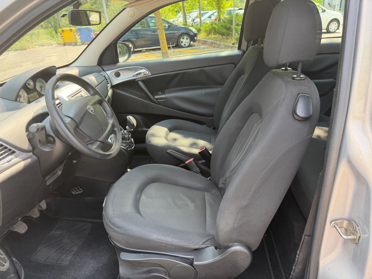 Lancia Ypsilon 1.2 69 CV Diva*Neopatentati*