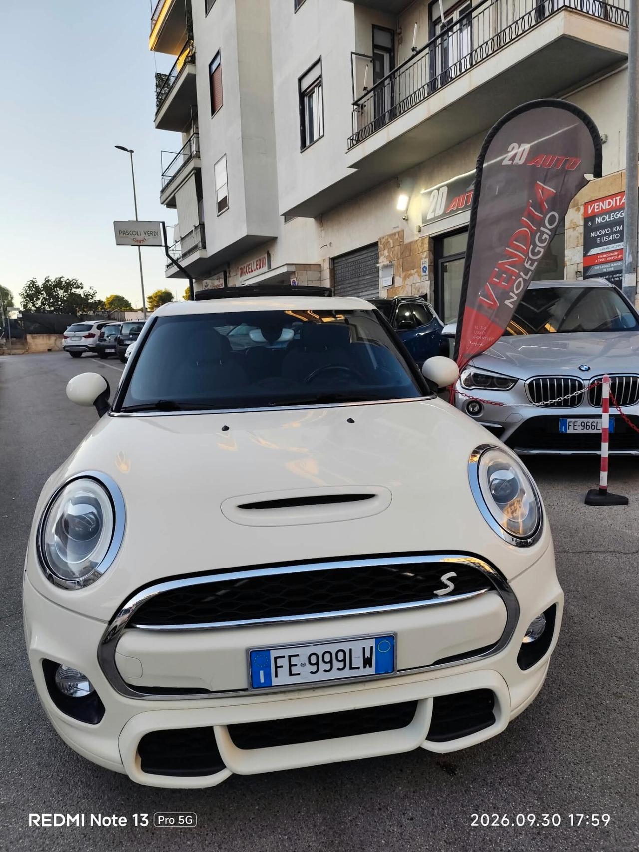 Mini 2.0 Cooper SD XL Allestimento JHON COOPER WORKS * TETTO * Pelle * Garantita 12 Mesi