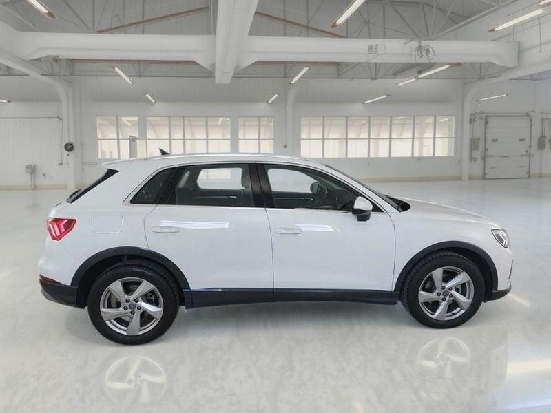 Audi Q3 Q3 35 TDI S tronic Business Advanced