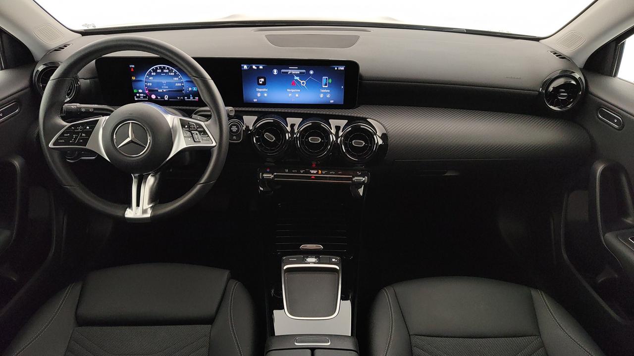 Mercedes-Benz A 180 d Advanced auto