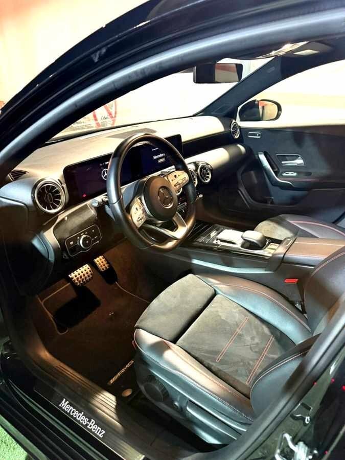 Mercedes-Benz Classe A 200 d Premium Plus AMG