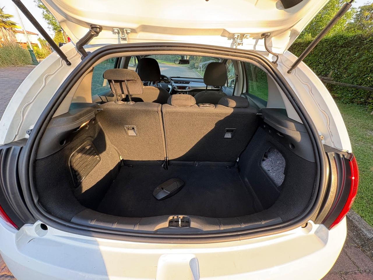 Citroen C3 1.4 HDi 70 Exclusive ok neopatentati!!!