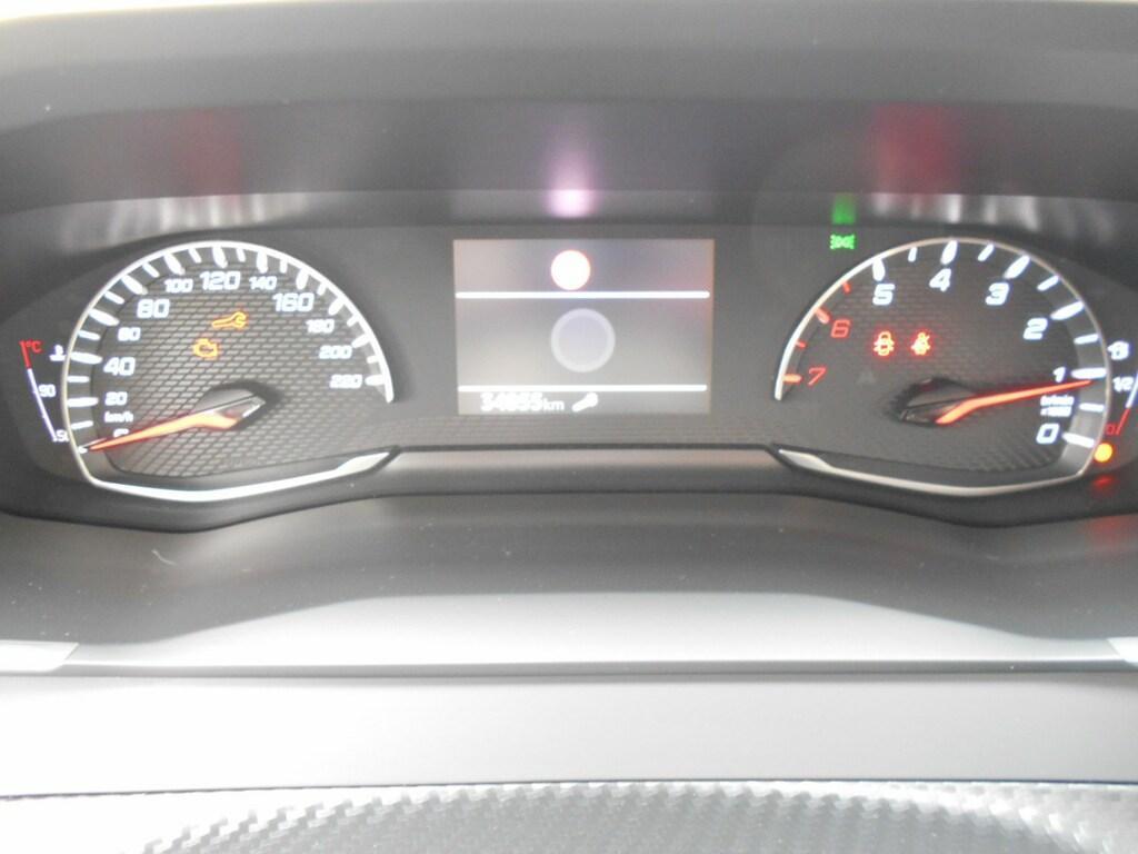 Peugeot 2008 1.2 PureTech Active Pack