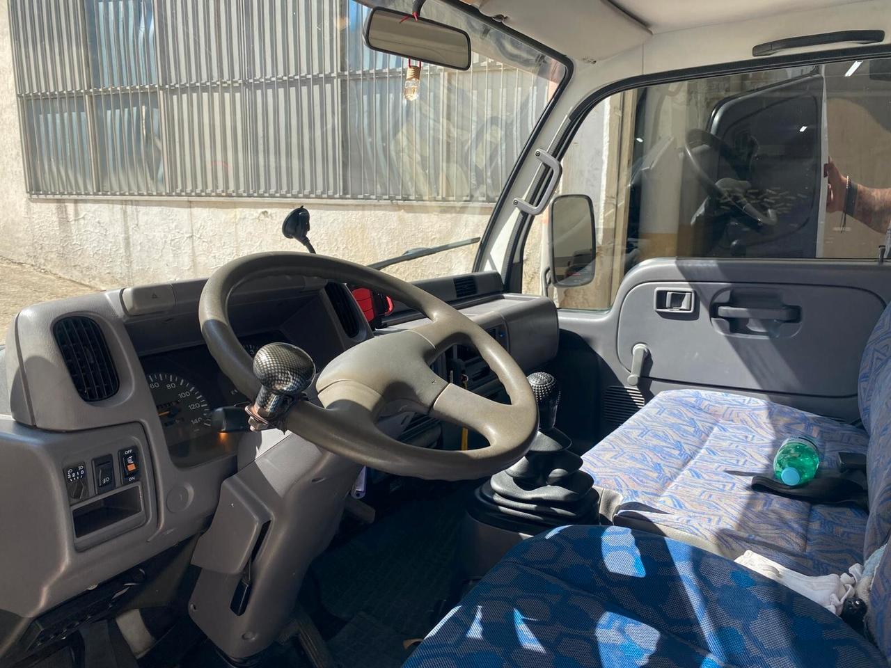 Nissan Carrattrezzi V.I. Diesel-2000