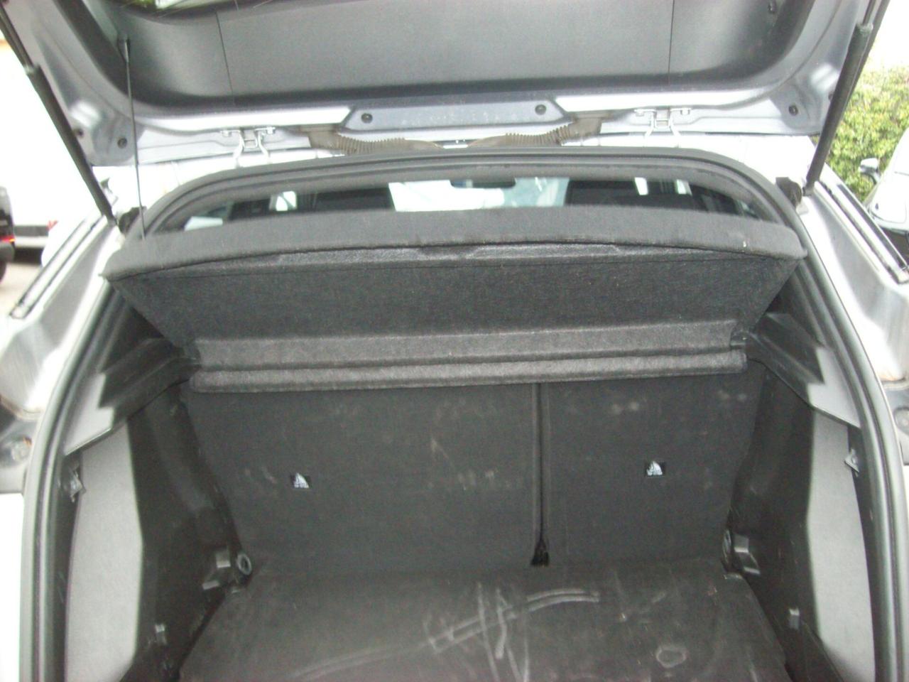 Peugeot 2008 PureTech 130 S&S EAT8 Allure