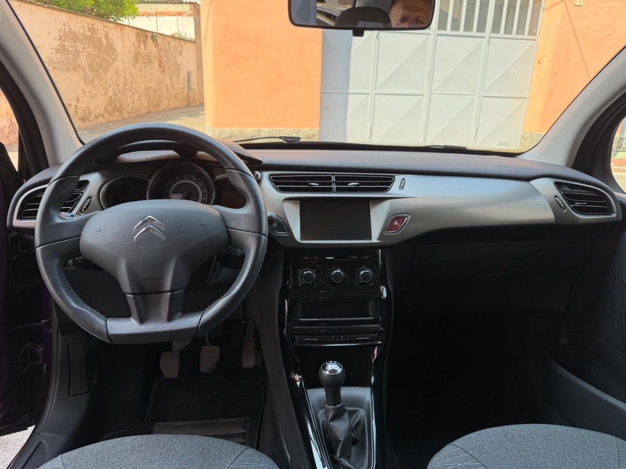 Citroen C3 PureTech 82 Live Edition