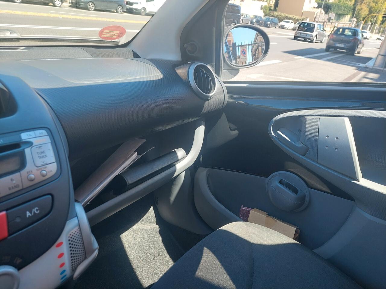Toyota Aygo 1.0 12V VVT-i 5 porte Now Connect