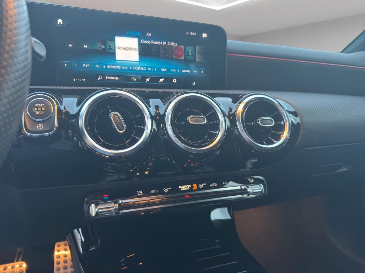 Mercedes-benz A 180 A 180 d Automatic Premium