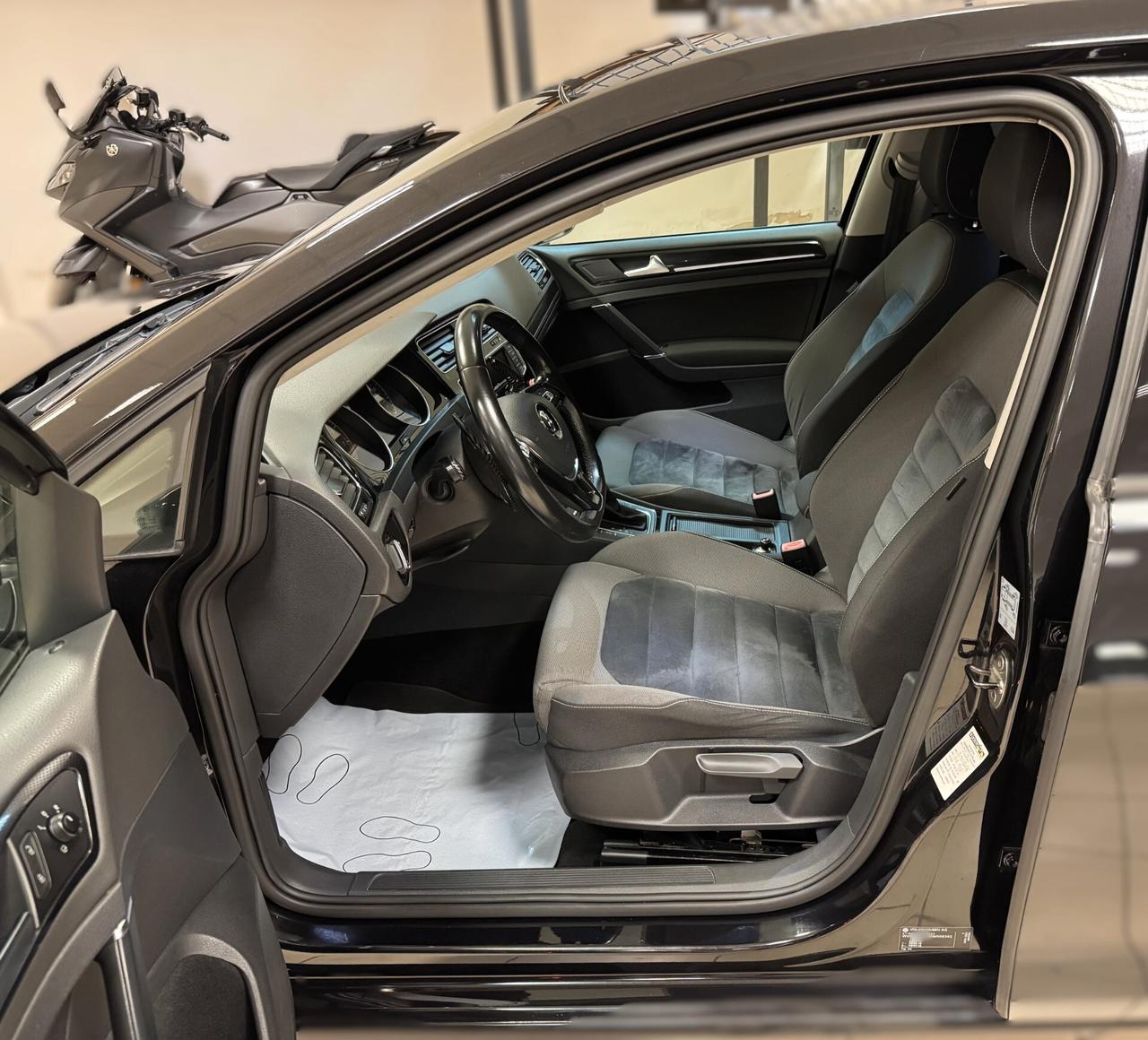 Volkswagen Golf 1.4 TSI 140 CV DSG GTI