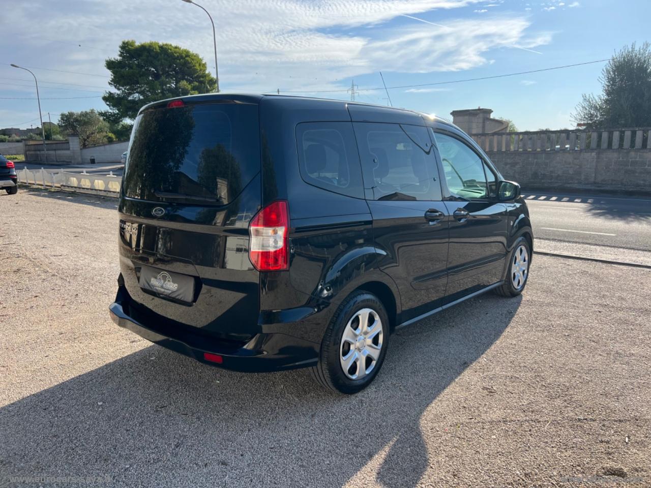 FORD Tourneo Courier 1.5 TDCI 100 CV S&S Plus