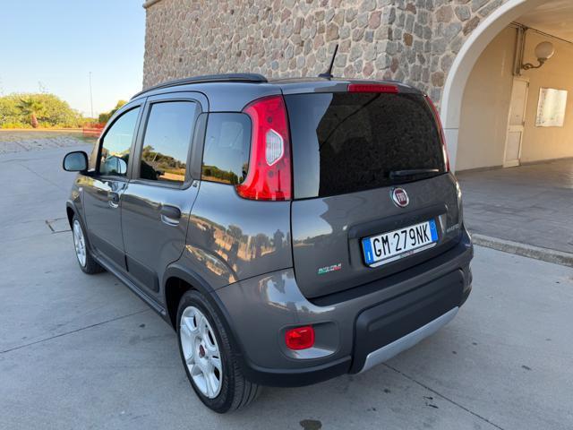 FIAT Panda 1.0 HYBRID CITY LIFE+CLIMATRONIC+SCHERMO+5POSTI