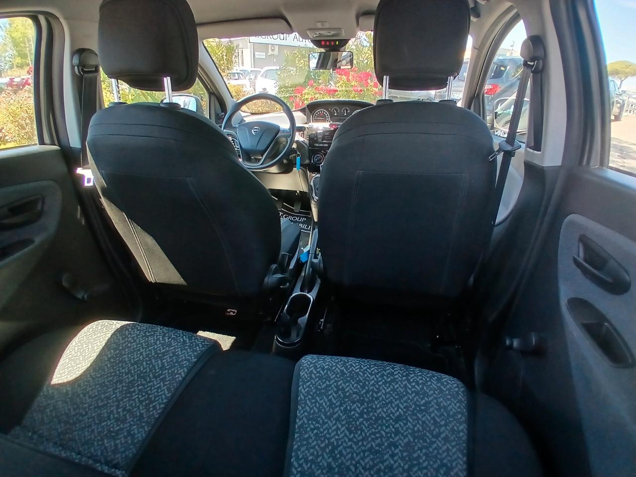 Lancia Ypsilon 1.0 FireFly 5p S&S Hybryd Gold