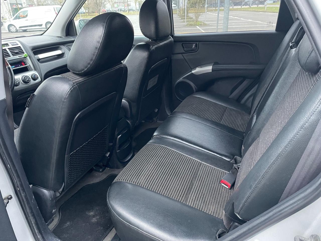 Kia Sportage 2.0 CRDI VGT 140CV*Automatik*Cerchi*