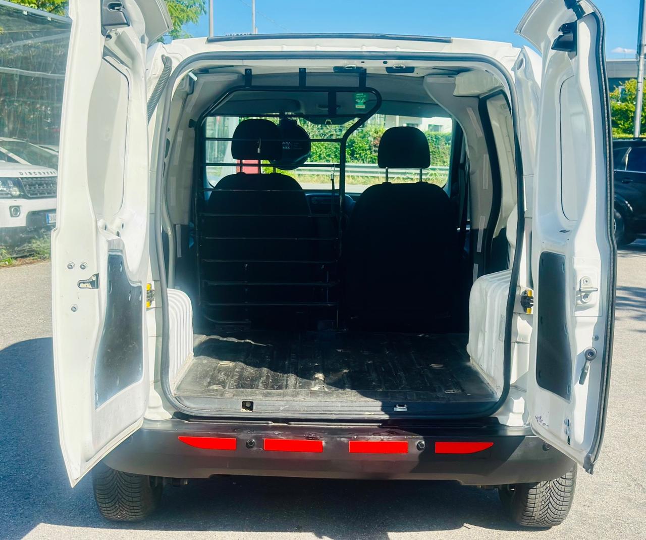 Fiat Fiorino 2015 1.3 MJT 75CV furgone OK NEOPATENTATI ! ! !