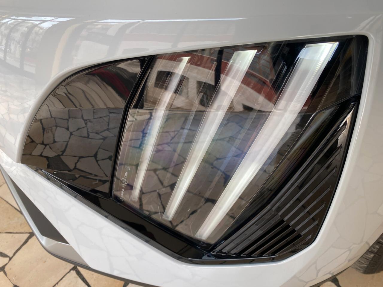 Peugeot 2008 PureTech 100 S&S Allure