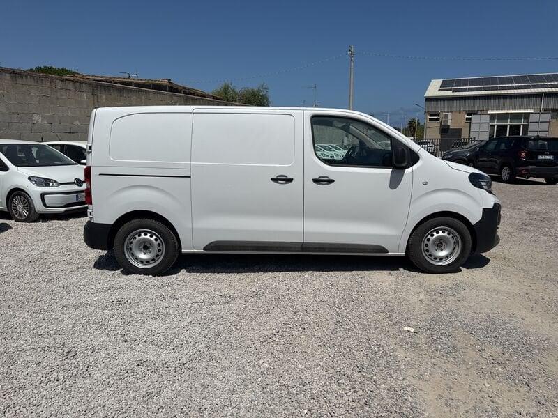 Opel Vivaro 1.5 Diesel 120CV S&S PL-TN M Furgone