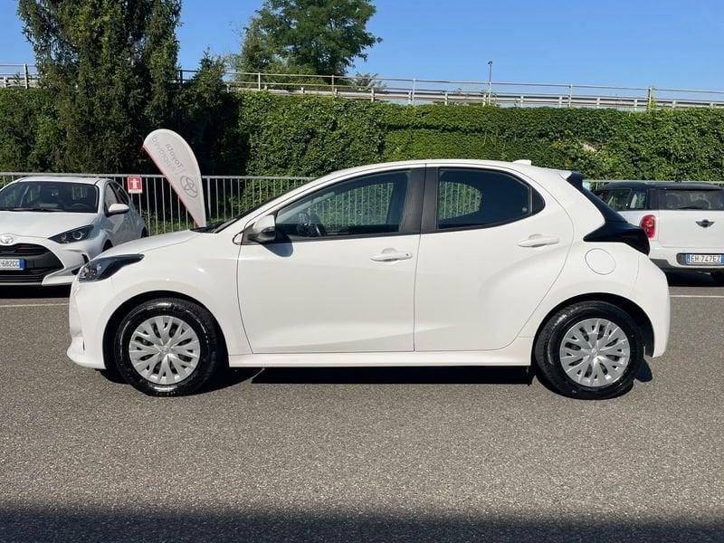 Toyota Yaris Hybrid Active MY22 GARANZIA FINO AL 2032