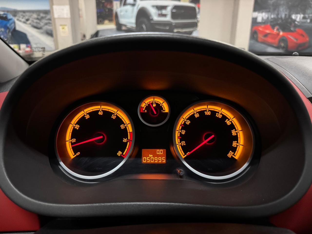 Opel Corsa 1.2 5 porte edition