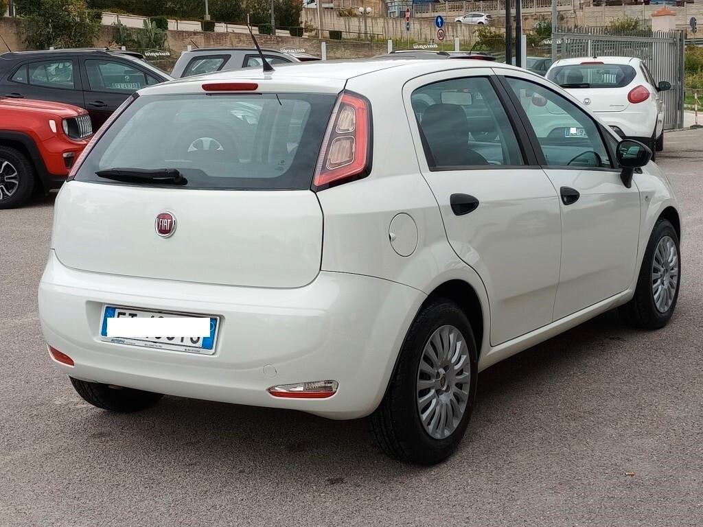 Fiat Punto 1.3 MJT II 75 CV 5 porte Street N1