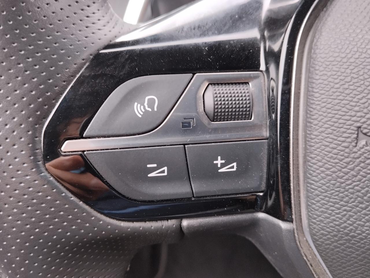 Peugeot 208 PureTech 130 Stop&Start EAT8 5 porte GT