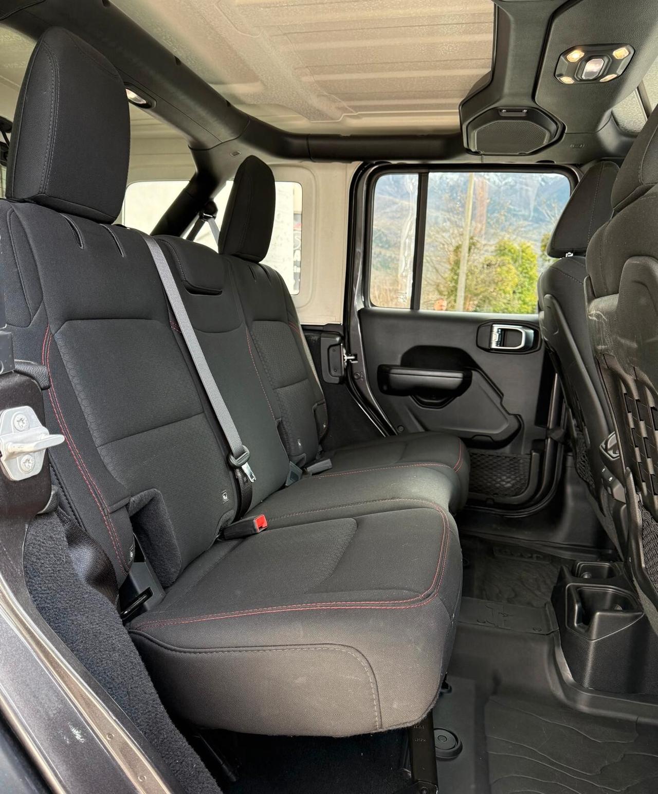 Jeep Wrangler Unlimited 2.2 Mjt II Night Eagle