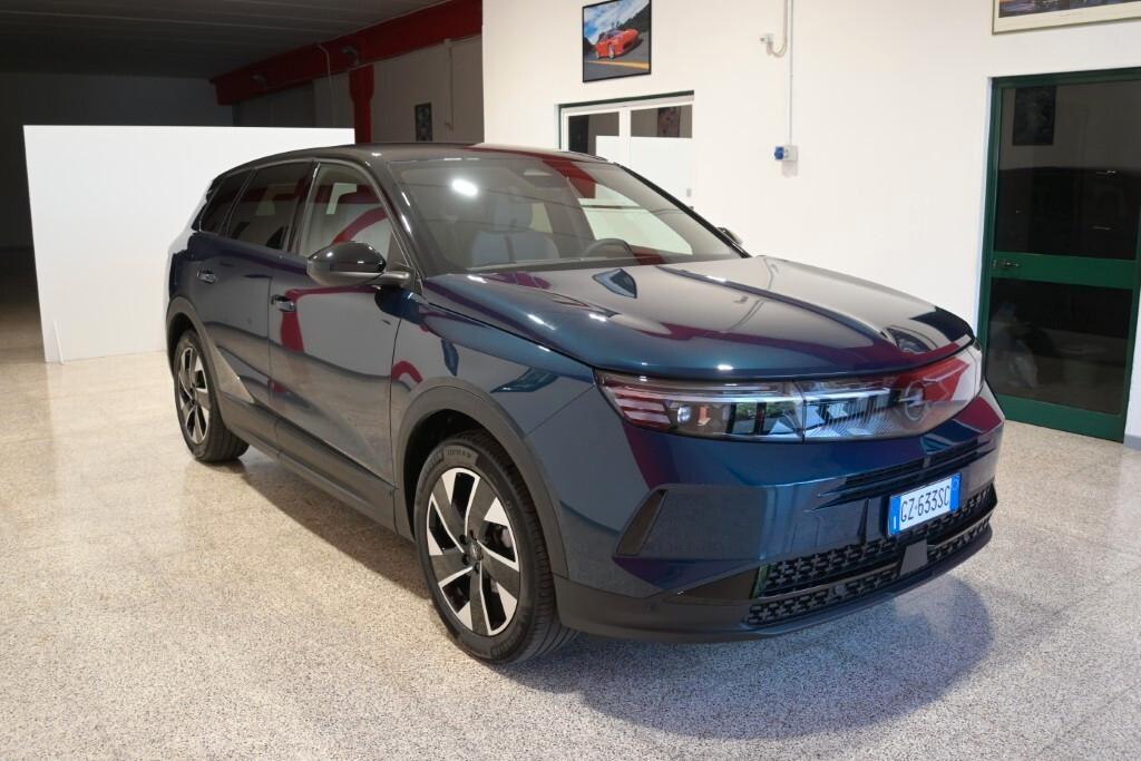 OPEL GRANDLAND 1.2 145CV EDCT HYBRID GS ( FARI LED - COCKPIT - ADAPTIVE CRUISE - AMBIENT LIGHTS - NAVI - MIRROR - PDC - TELECAMERA POST. - CERCHI 19 - TETTO BICOLORE )