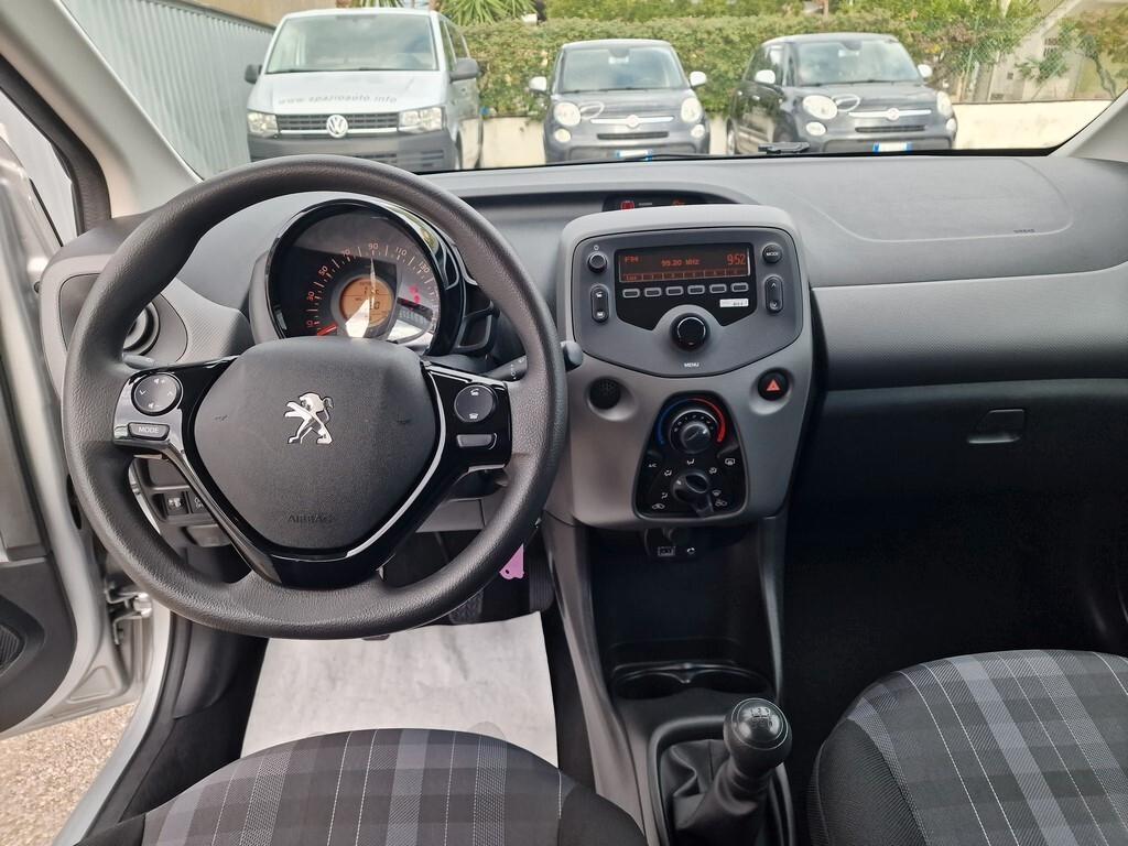 Peugeot 108 NEW 1.0 I.E BLUE *CONFORT*