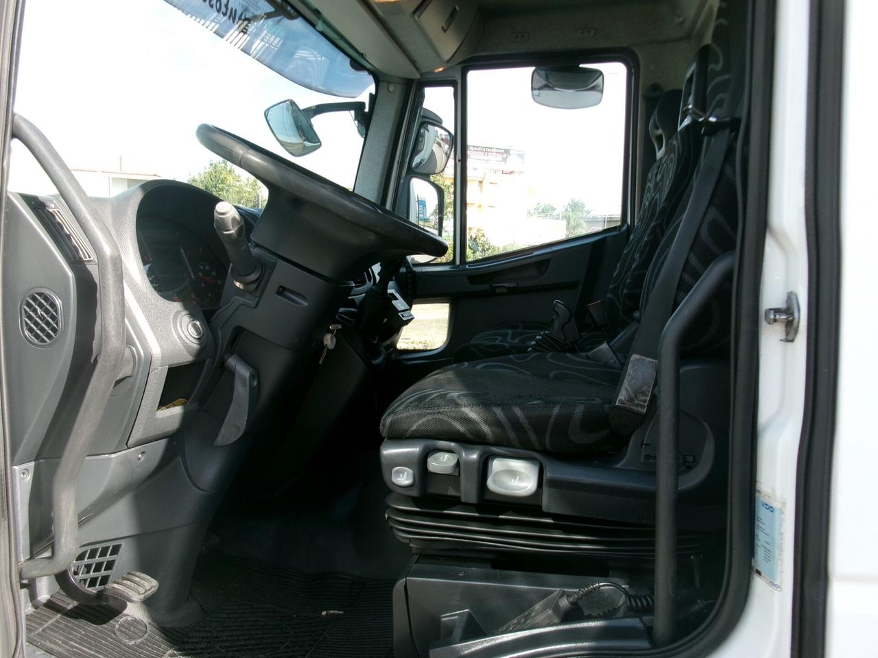 Iveco EUROCARGO 160-25 EURO 6 FRIGO ATP FNAX 06/2029 17 PEDANE