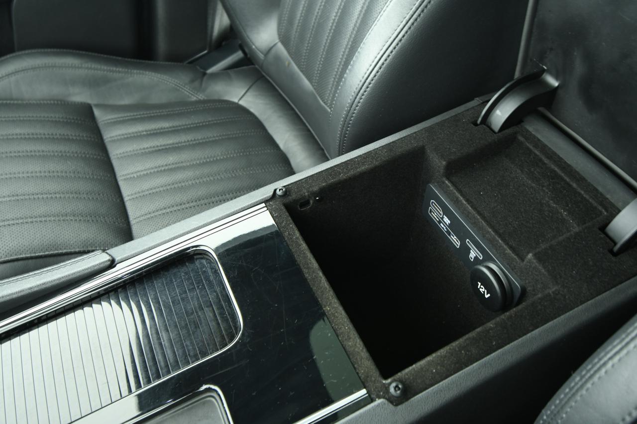 JAGUAR F-Pace 2.0d i4 Portfolio 180cv auto TETTO PANO+CAMERA+APP CONNECT